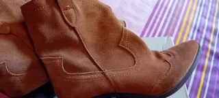 Botín Stradivarius Marrón,usados una vez,tacon 8cm