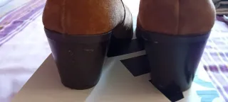 Botín Stradivarius Marrón,usados una vez,tacon 8cm