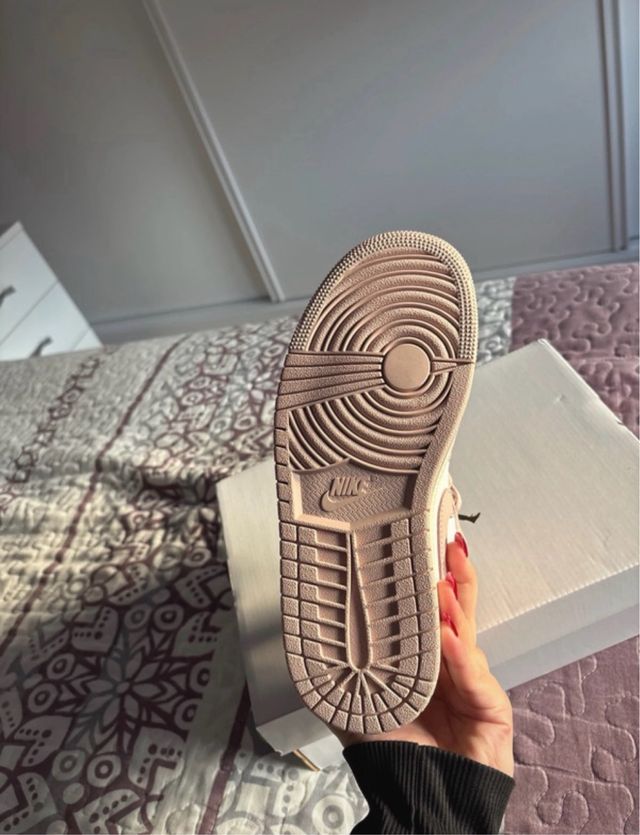 Air Jordan 1 Low white/pink oxford/sail