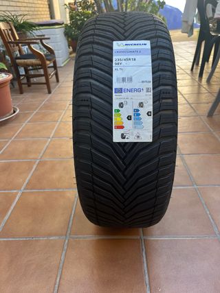 Neumático Michelin Crossclimate 2 235/45R18 98Y