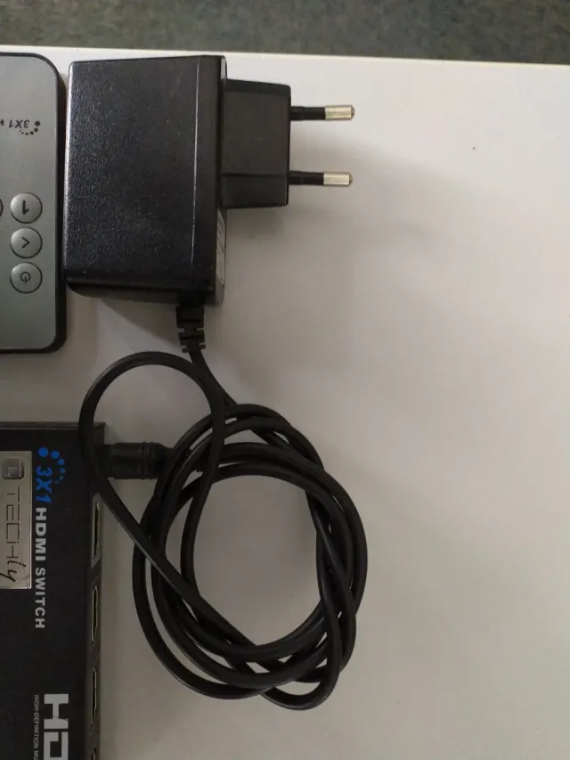 Switch HDMI 3 In 1 Out 4K Telecomando