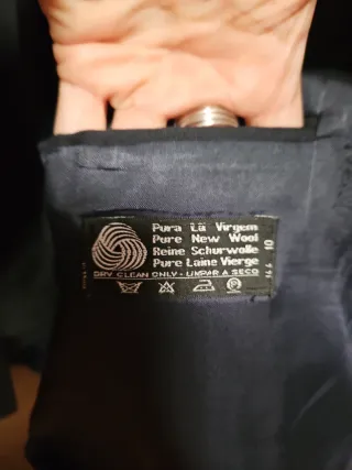 Traje de chaqueta azul marino,