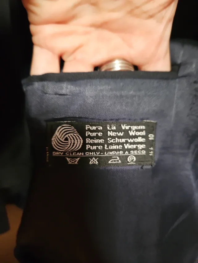 Traje de chaqueta azul marino,