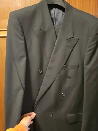 Traje de chaqueta azul marino,