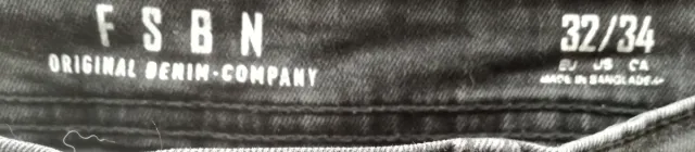 3 VAQUEROS HOMBRE :2 AZULES Y 1 NEGRO:1X2,5 €