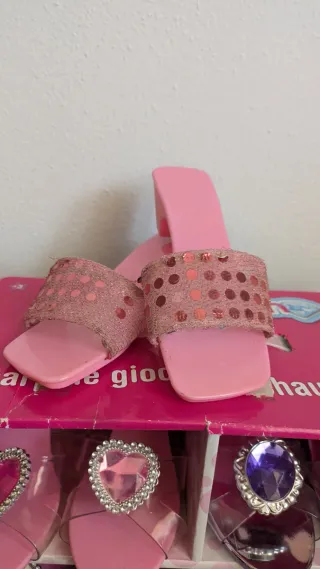 Tacchi da principessa per bambina