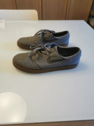 Zapatillas Nike Talla 43 EUR / 9.5 US