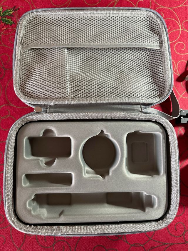 Insta360 GO 3S 128GB + Paquete Familiar