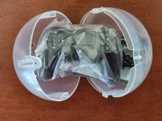 Llavero Gashapon Mando PS4 Japonés