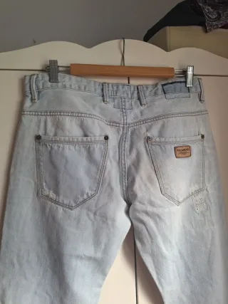 Pantalón vaquero Pull&Bear desgastado hombre