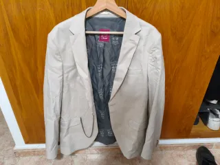 Traje de lino chaqueta y pantalón