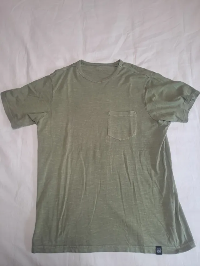 Camiseta Pull&Bear verde talla M