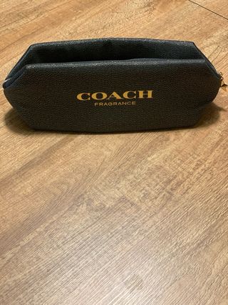 Neceser Coach Mujer Negro y Dorado