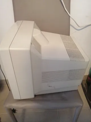 Monitor Commodore 1084S P1 per c64/AMIGA 500 - crt