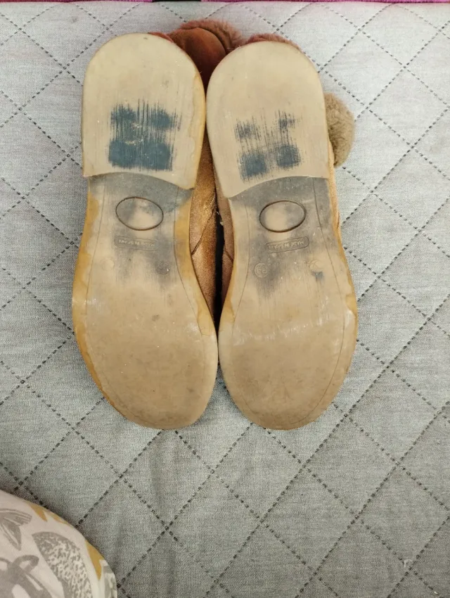 Botines planos de serraje Marypaz T.39