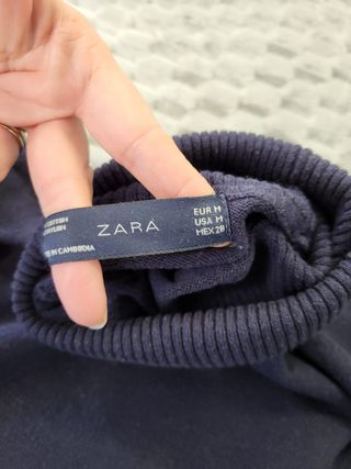 Jersey Cuello Alto Zara Azul Marino Talla M