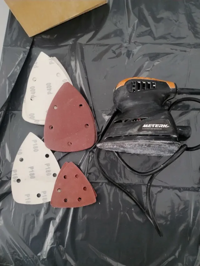 Lijadora eléctrica Meterk + lijas