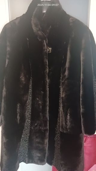 Abrigo piel muton y astracán negro