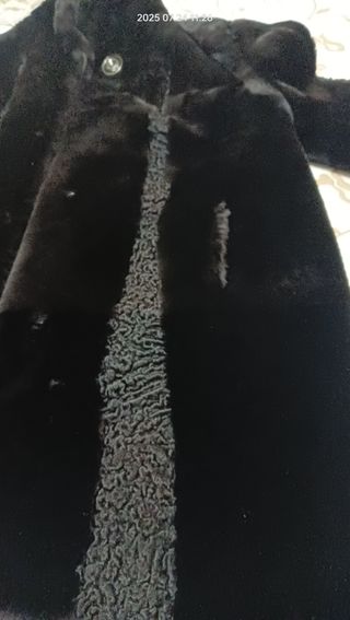 Abrigo piel muton y astracán negro