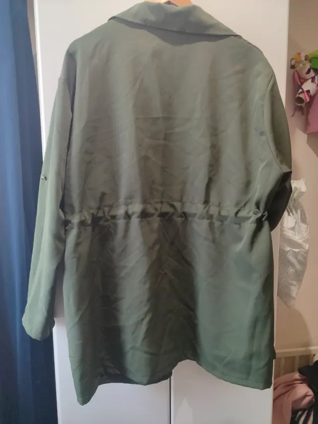 Chaqueta tres cuartos nueva