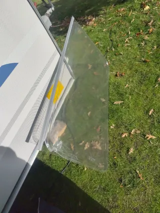 Ventana de caravana transparente