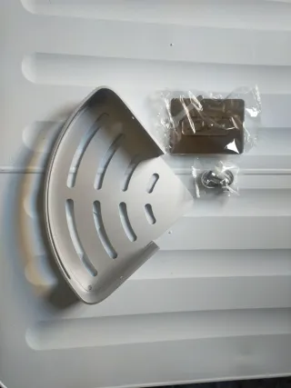 Estantería de esquina para baño