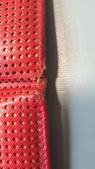 Cartera Carolina Herrera Roja y Dorada