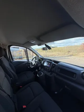 Opel Vivaro COMBI - 140cv