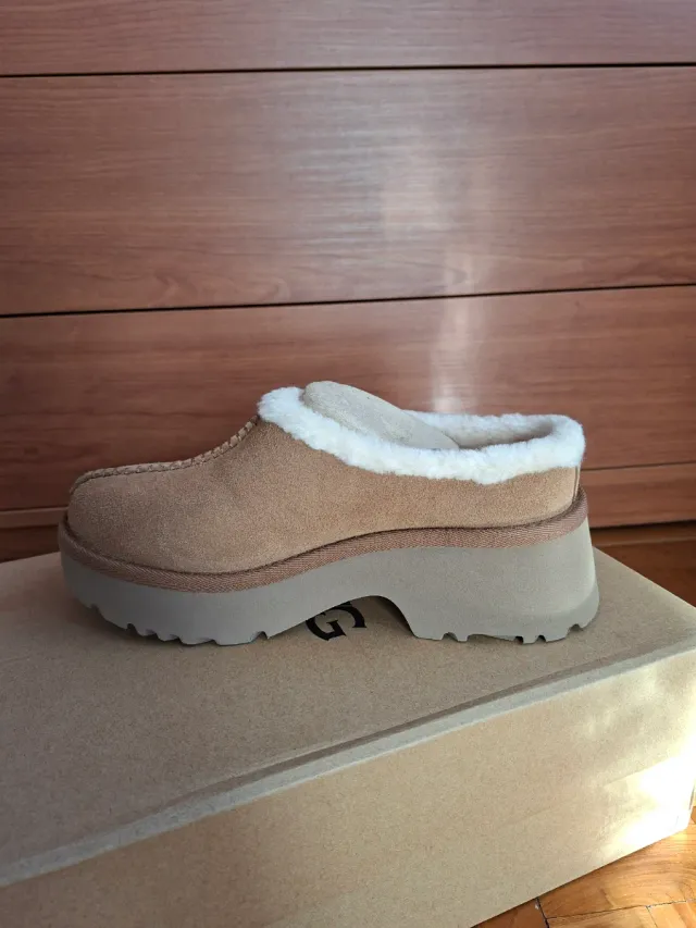 UGG New Heights Clogs Originales Marrones