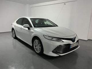 Toyota Camry 2.5 220H Luxury