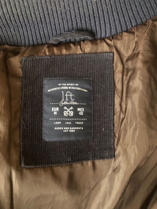 Abrigo azul hombre buen  solo necesita tintoreria