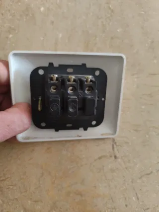 Base y enchufe horno/vitrocerámica