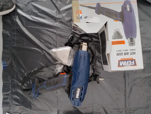 Pistola de aire caliente FERM