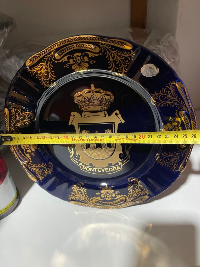 Plato decorativo PONTEVEDRA dorado