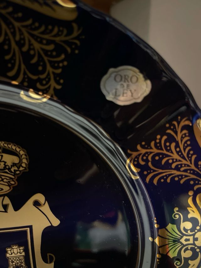 Plato decorativo PONTEVEDRA dorado