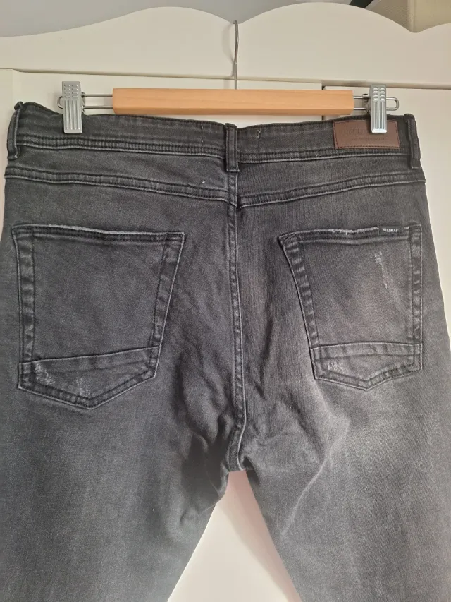 Pantalón vaquero Pull&Bear talla 42