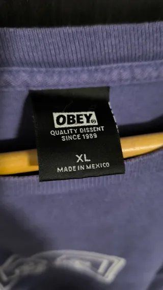 Camiseta OBEY Lila Talla XL