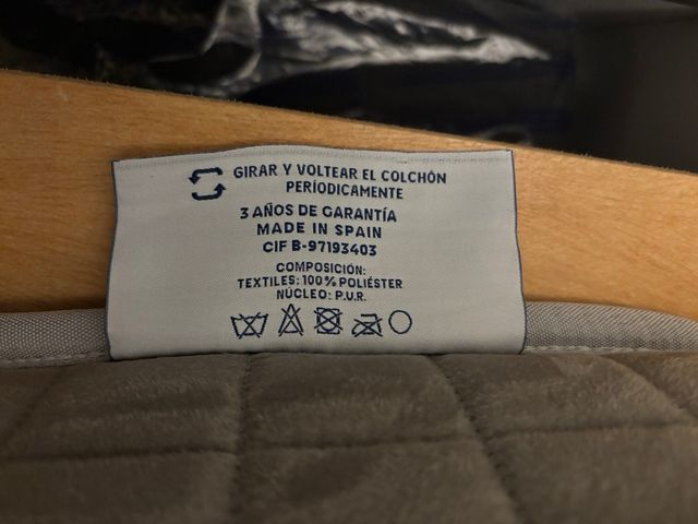Colchón y somier (sin patas)