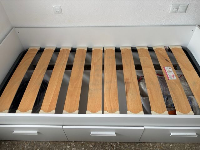 Colchón y somier (sin patas)