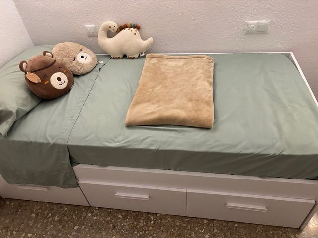 Colchón y somier (sin patas)