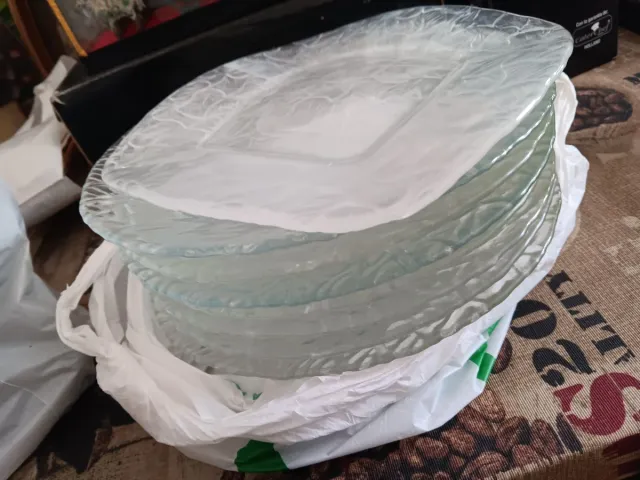 Juego de 7 platos ondas y 1 cuadrado de cristal