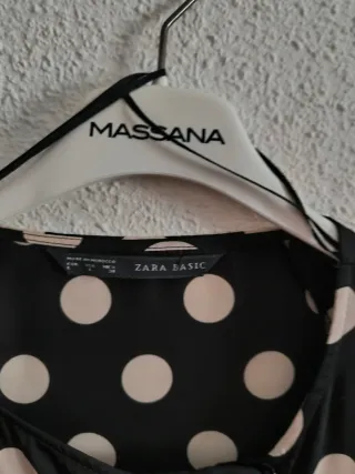 Camisa Zara lunares blanco y negro