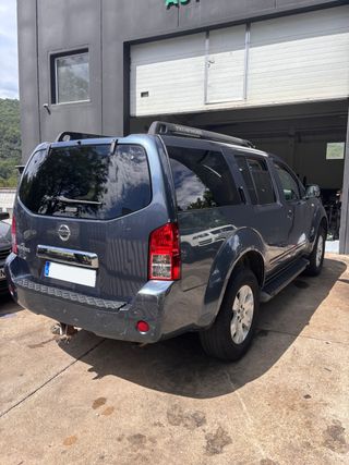 Nissan Pathfinder III (R51) LE