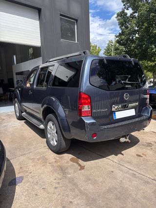 Nissan Pathfinder III (R51) LE