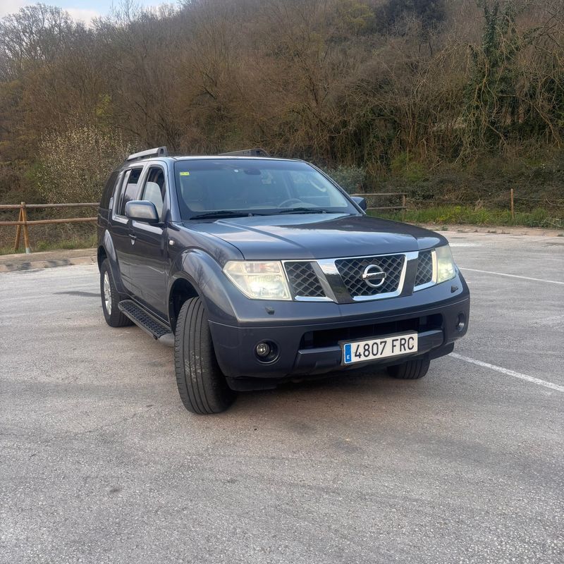 Nissan Pathfinder III (R51) LE - foto 1
