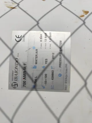 Depósito de expansión Para guardar la presión