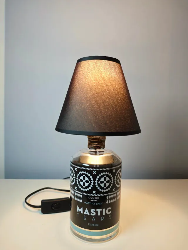 Lampada artigianale bottiglia Mastic Tears