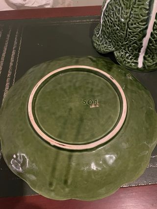 Sopera de loza portuguesa estilo repollo