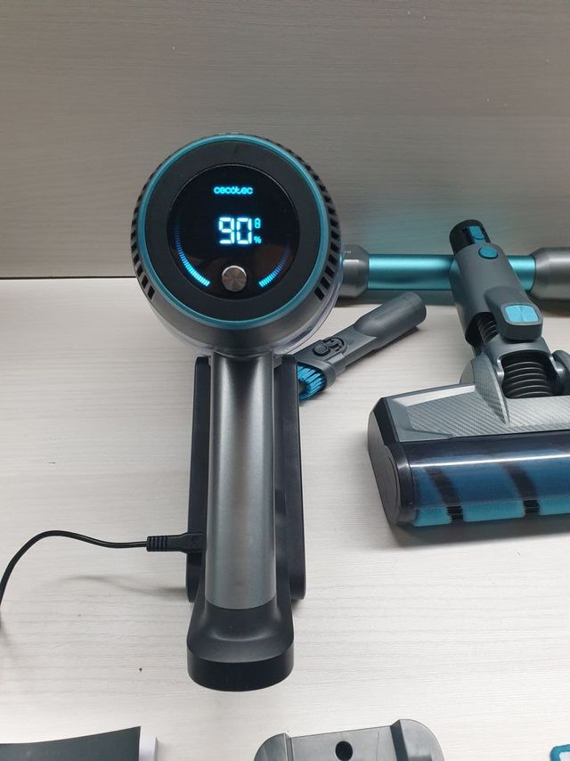 Aspirapolvere verticale Conga Rockstar 1700 X-Treme Ergowet