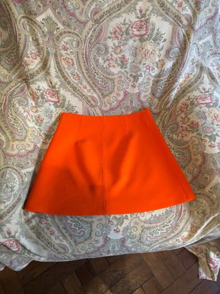 Minigonna Zara svasata arancione